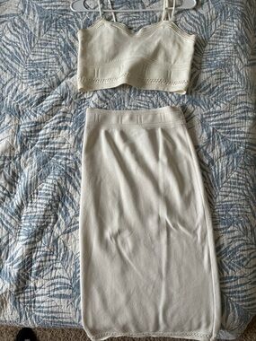 House of Harlow 1960 Cream Knit Pencil Midi Skirt